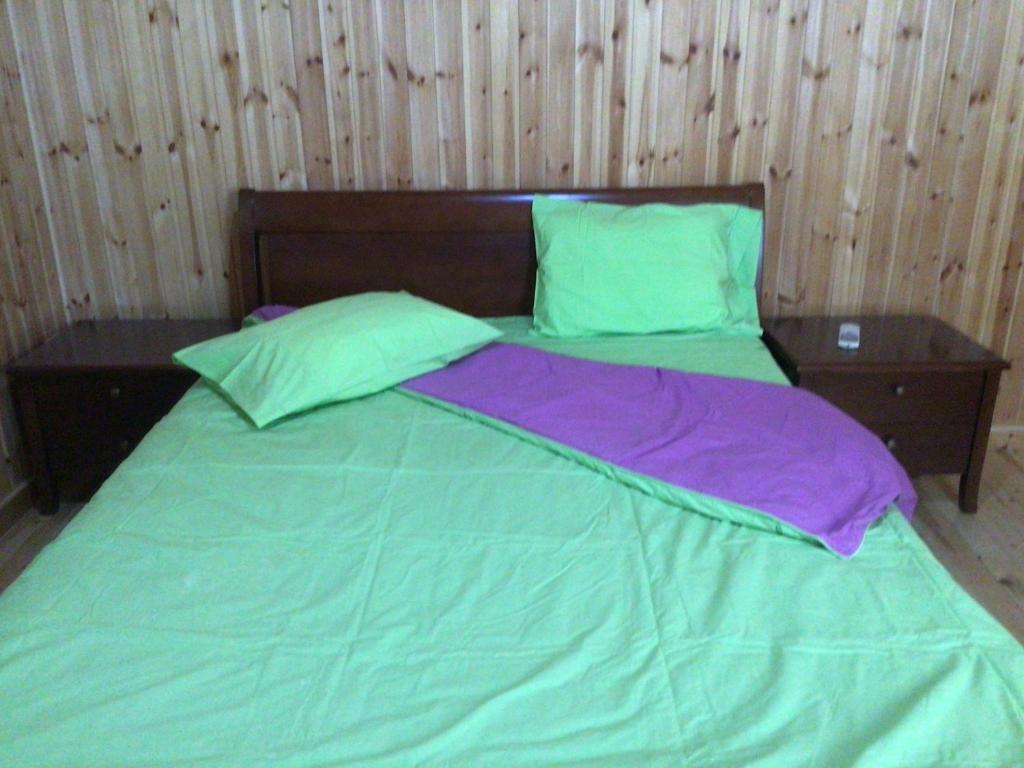 Стени: Pervolaris Cottages 2