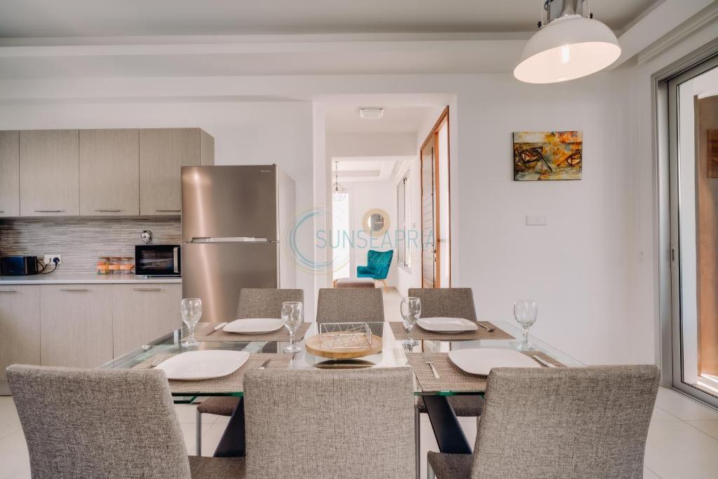 Паралимни: Dream 3bdr villa with private pool near the beach!