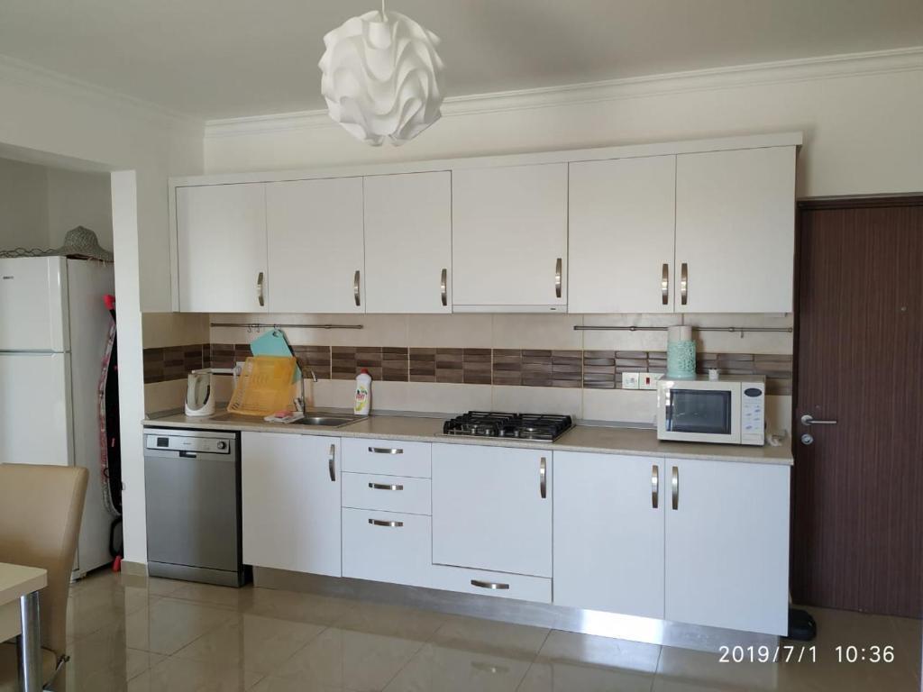 Авгору: Royal Sun Residence