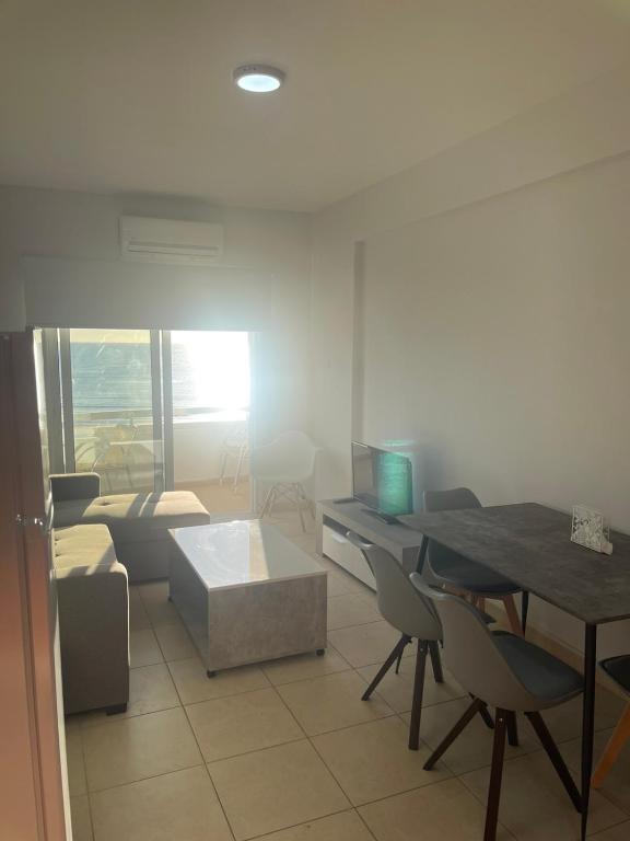 Ларнака: Alex Beach Apartment 34