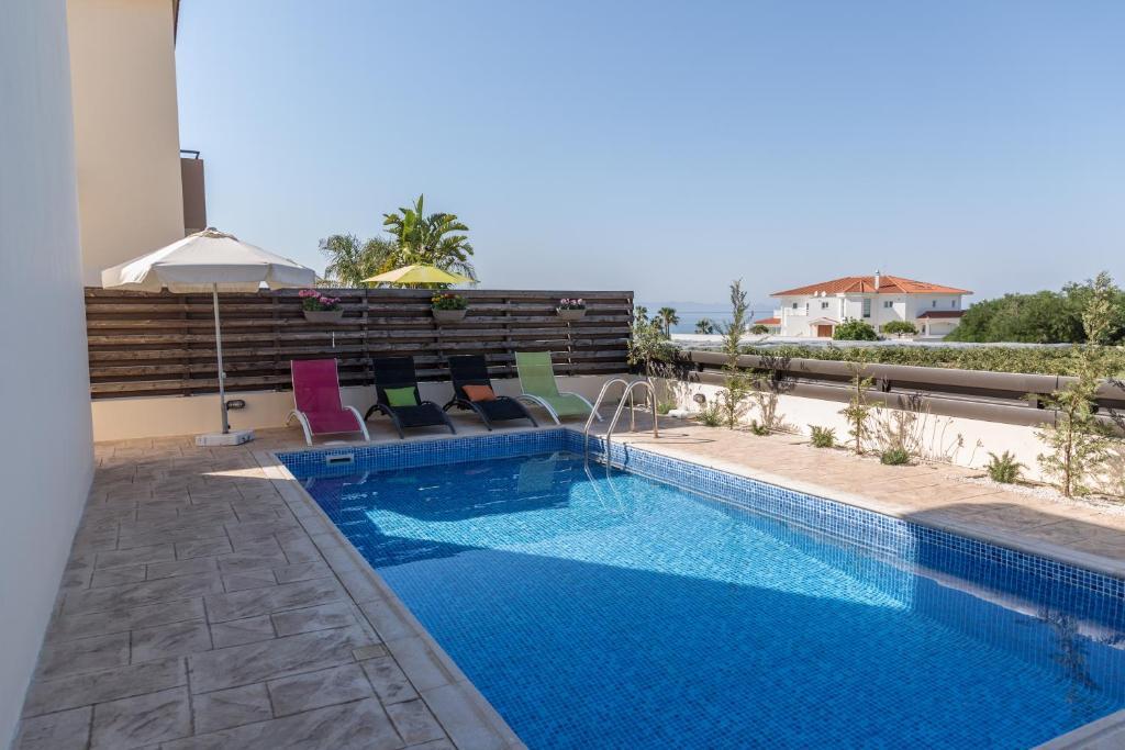 Паралимни: Dafni seaview villa 13