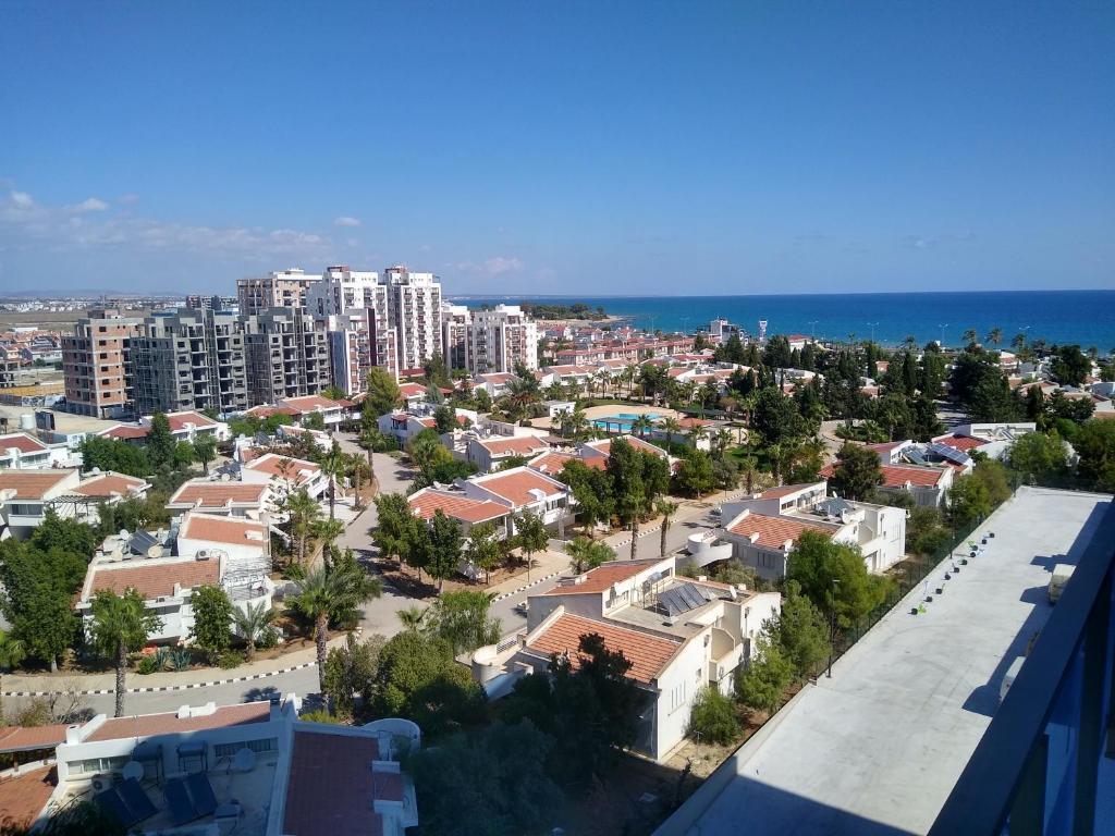 Авгору: Royal Life Residence Poseidon Studio