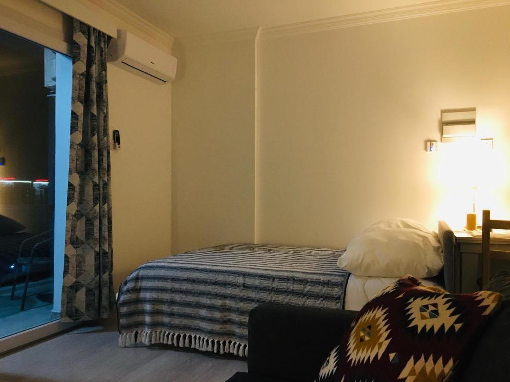 Авгору: Royal Life Residence Poseidon Studio