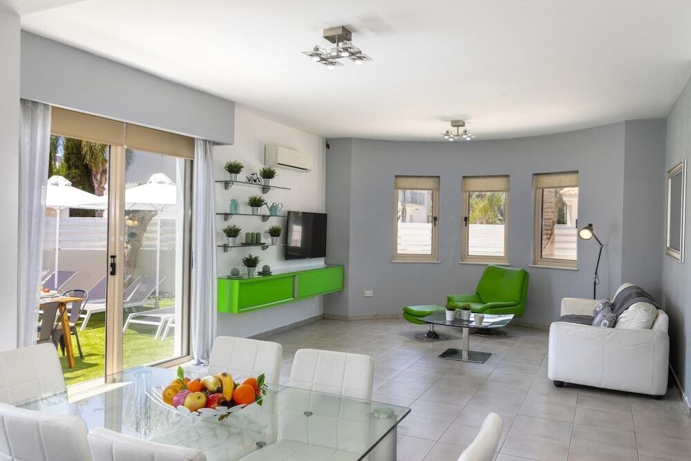 Протарас: Protaras Palm Villa 54