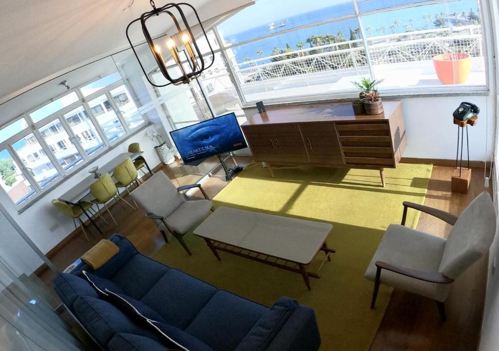 Лимассол: 1-80 Collection Penthouse by TrulyCyprus