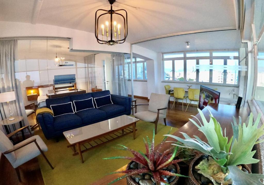Лимассол: 1-80 Collection Penthouse by TrulyCyprus