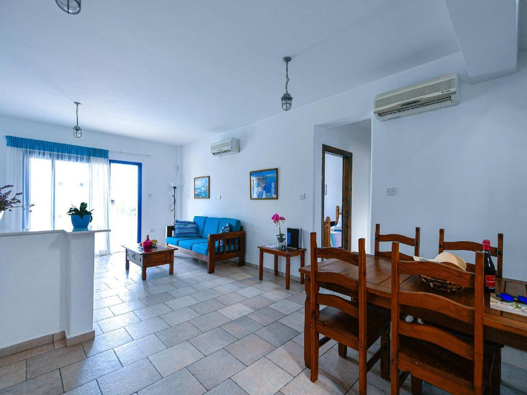 Пейя: Azzurro Holiday Villa Apollonas by Sanders