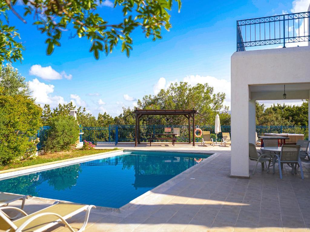 Пейя: Azzurro Holiday Villa Aphrodite By Sanders