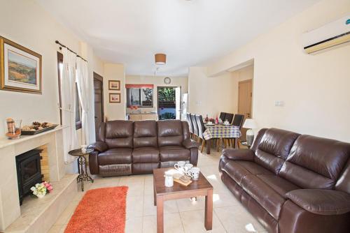 Айя-Напа: Picture This, Enjoying Your Holiday in a Luxury 5 Star Villa in Sotira, for Less Than a Hotel, Sotira Villa 1203