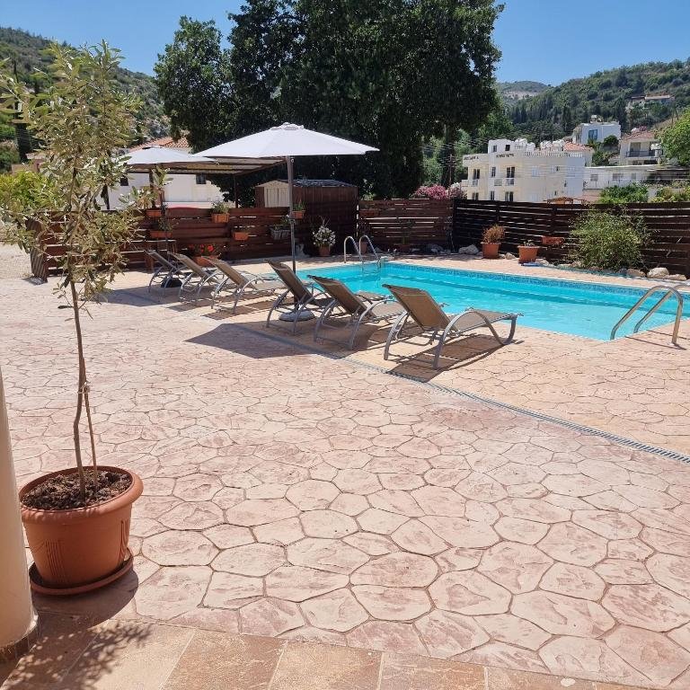 Стени: Potamos Private Suites (Adults Only)