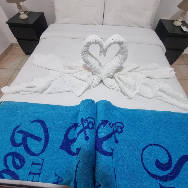 Стени: Potamos Private Suites (Adults Only)
