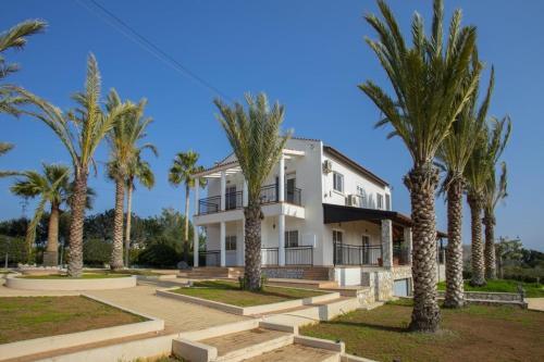 Сотира: You Have Found The Perfect 5 Star Villa Ayia Napa Villa 02