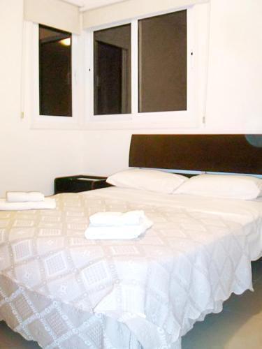 Ороклини: Flat 2 Bedrooms Oroklini