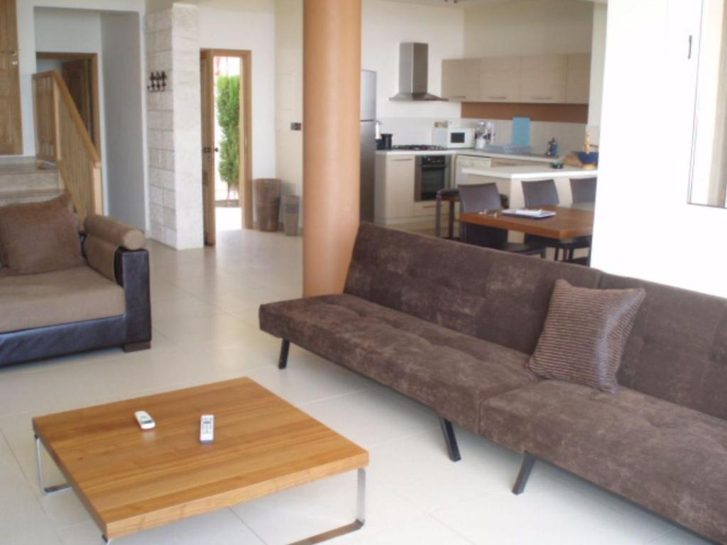 Пейя: Sun Set Suite Villa