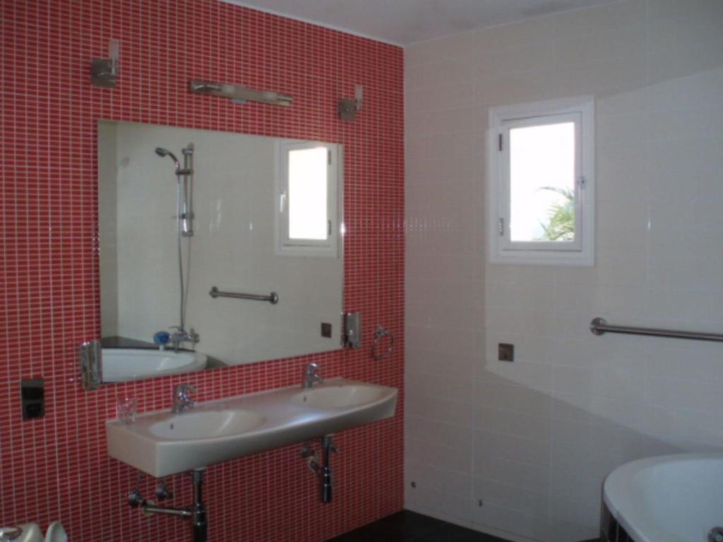 Пейя: Sun Set Suite Villa