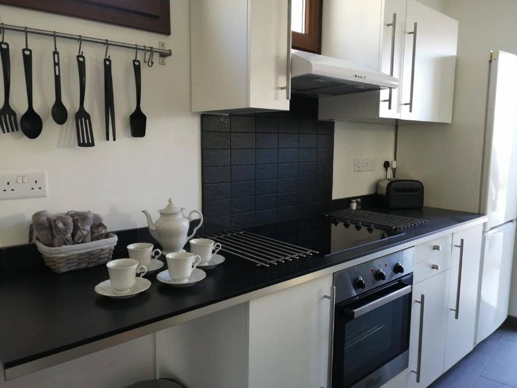Ороклини: Unique 1 bedroom house