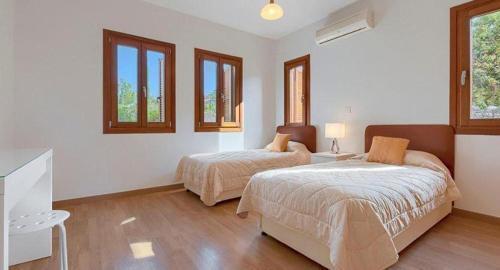 Куклия: Flat 3 Bedrooms 2 Bathrooms Kouklia
