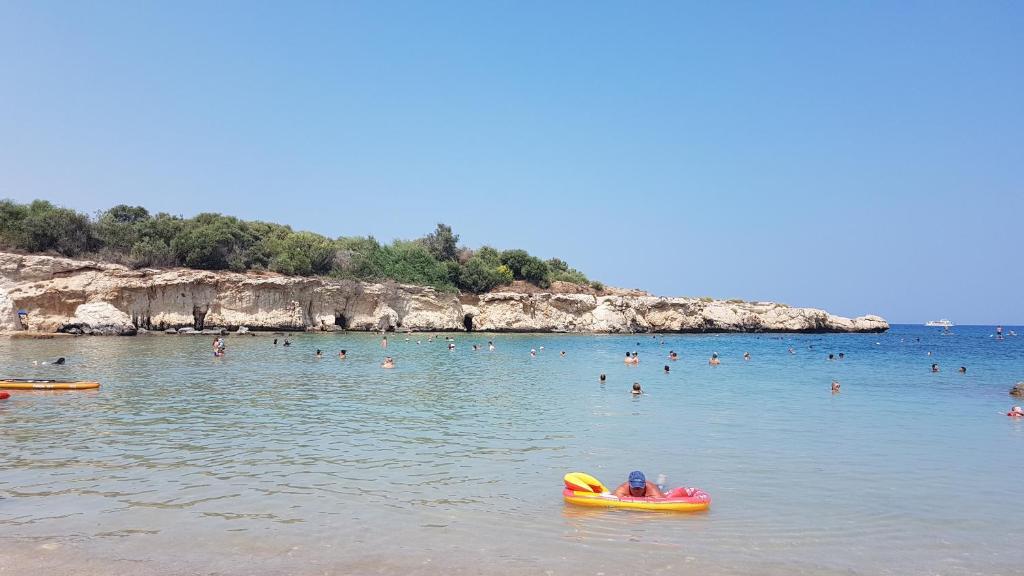 Паралимни: Tranquil Kyklades BC6, WALK to BEACH