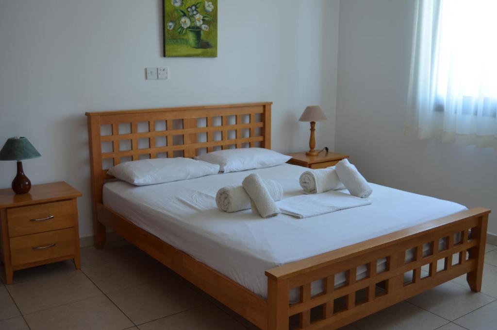 Пафос: Faros Beach Apartment A102