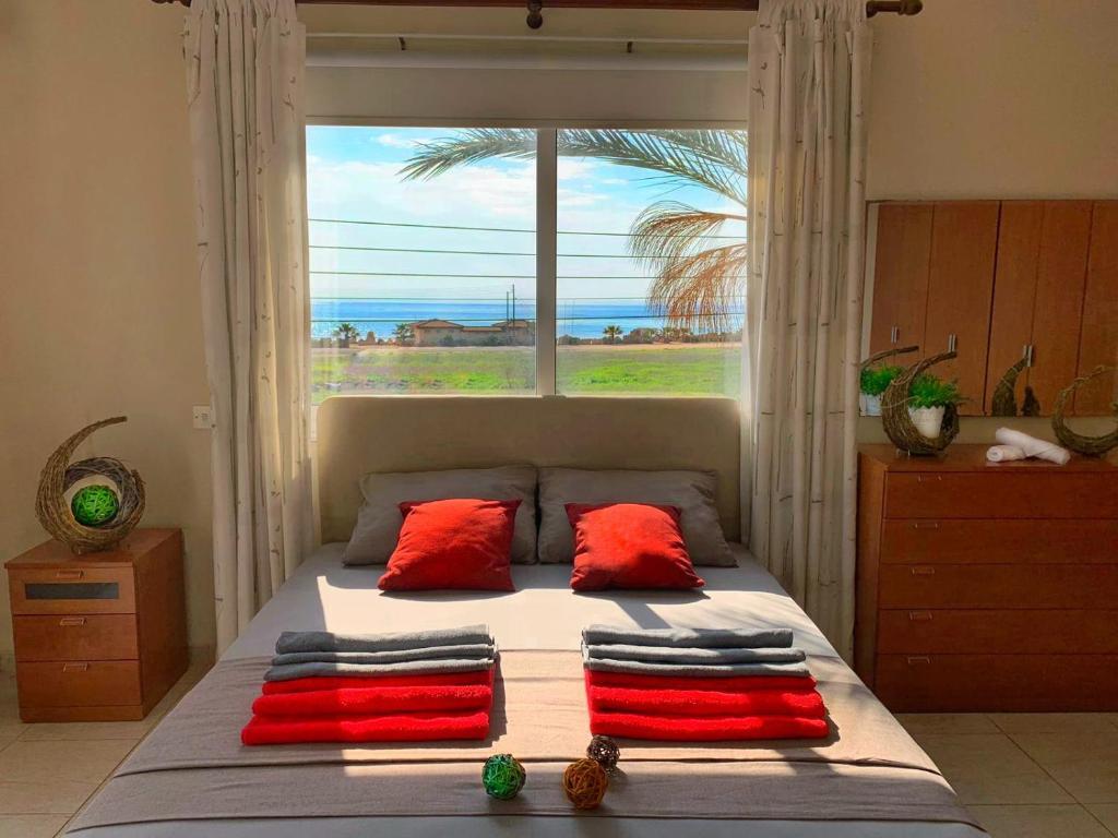 Beach Villa Roula 4 Bedroom in Ayia Napa — фото 6