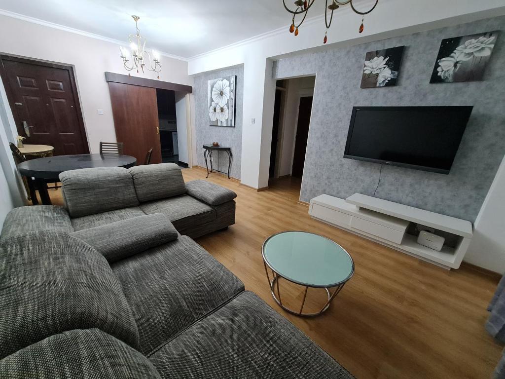 Лимассол: 2Bd Sea View Flat