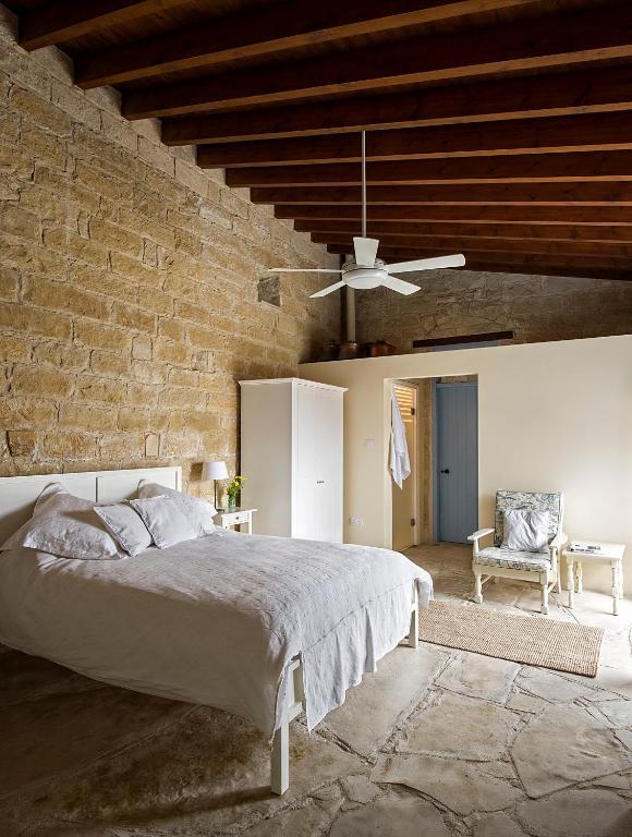 Какопетрия: Villa Avgoustis