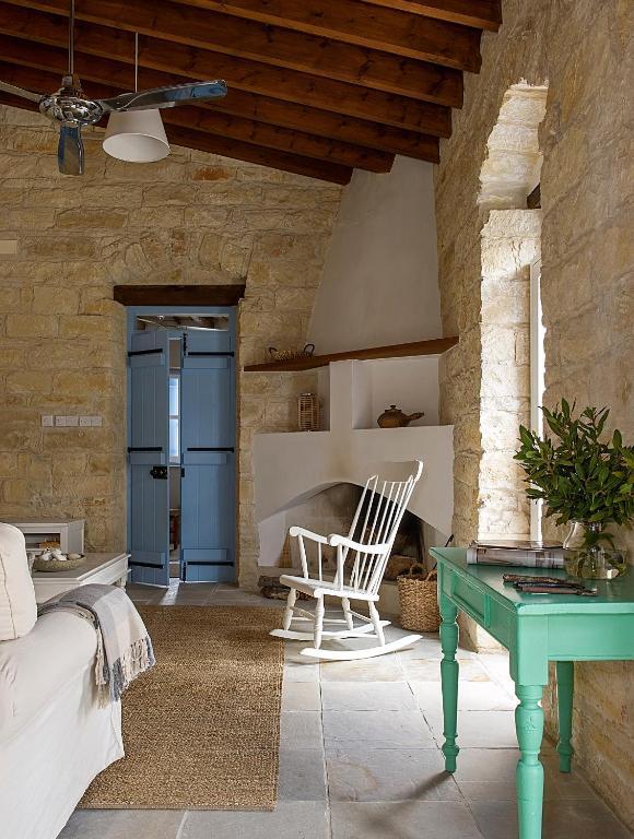 Какопетрия: Villa Avgoustis