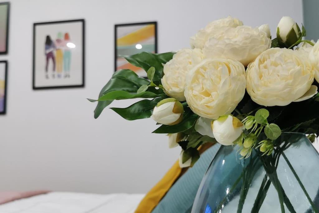 Лимассол: Pretty and quiet studio, with wifi and parking