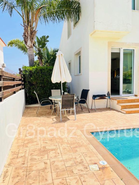 Протарас: Gr8padz Villa Artemis