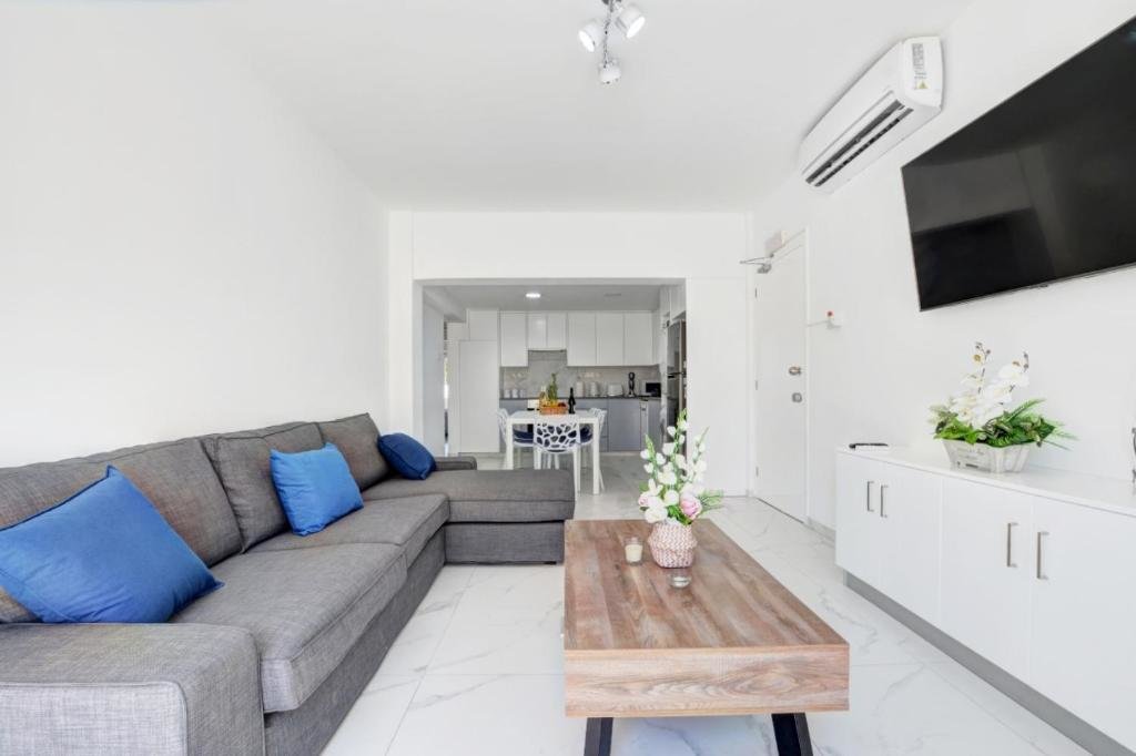 Айя-Напа: Myhome Delux, Napa Blue 3bed with Pool