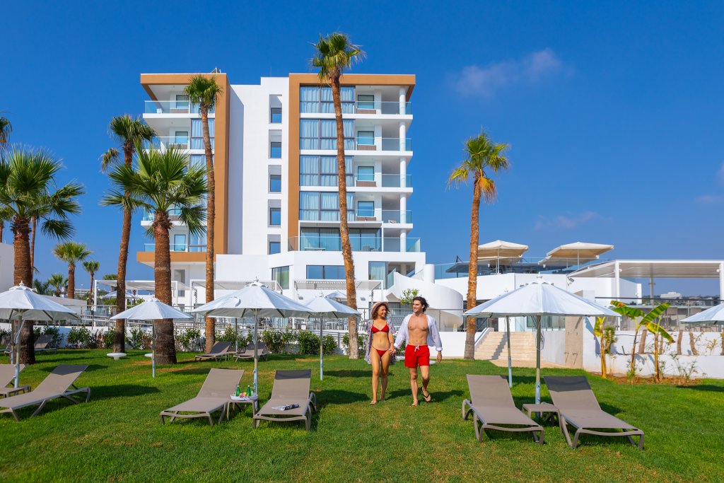Протарас: Leonardo Crystal Cove & Spa by the sea - Adults Only