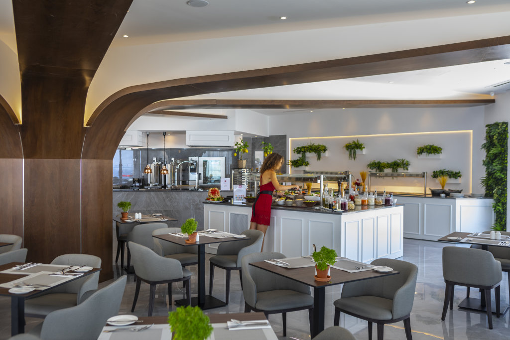 Протарас: Leonardo Crystal Cove & Spa by the sea - Adults Only
