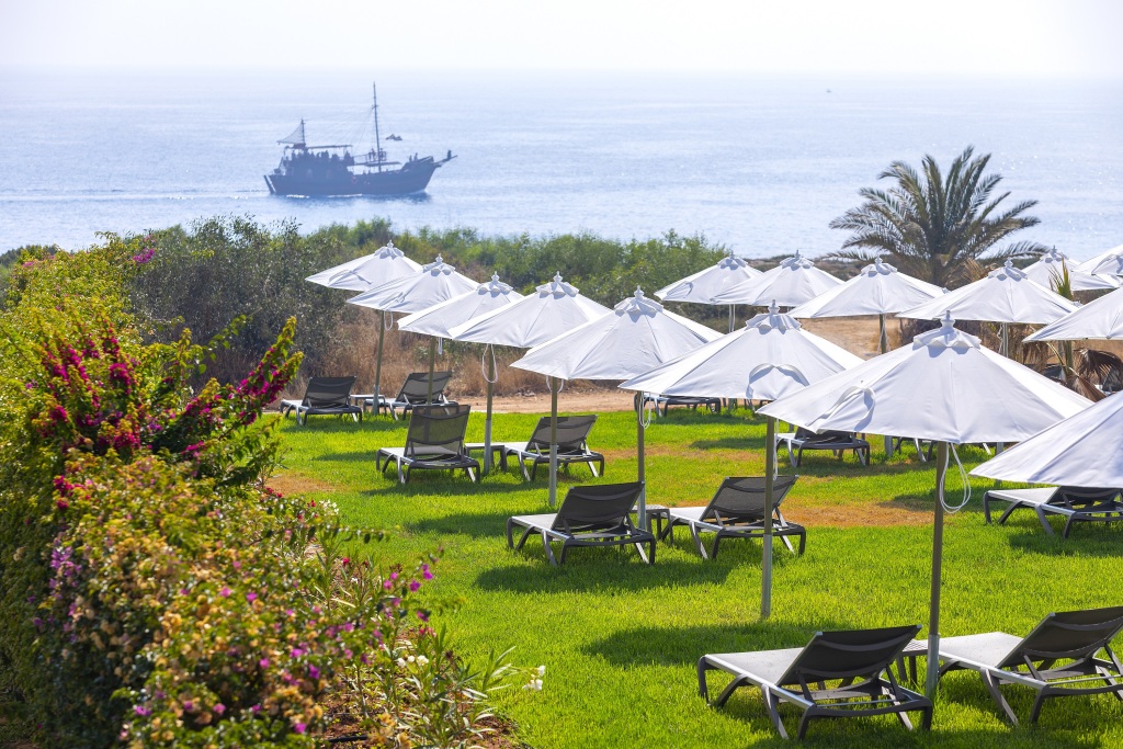 Протарас: Leonardo Crystal Cove & Spa by the sea - Adults Only