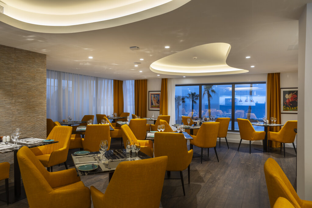 Протарас: Leonardo Crystal Cove & Spa by the sea - Adults Only