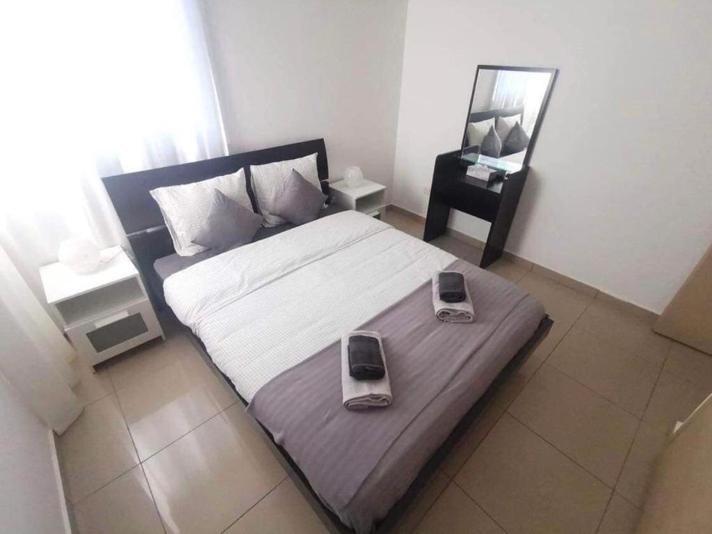 Ороклини: Spacious 2 bedroom apartment