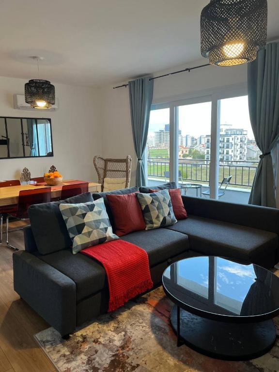 Авгору: McKenzi Gold 2 bedrooms