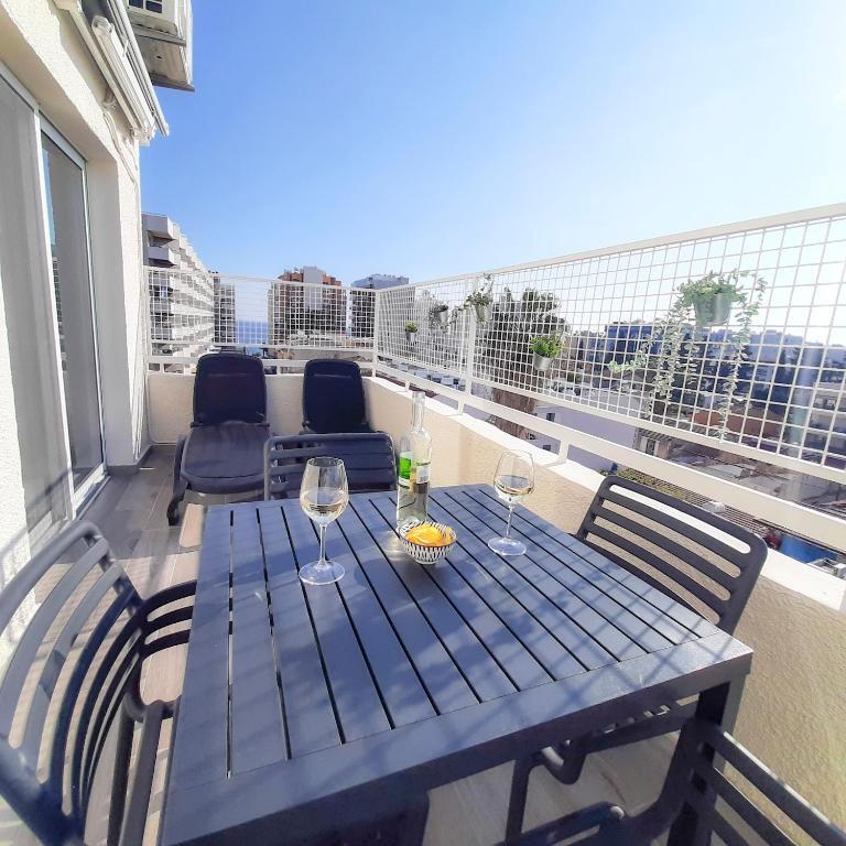 Лимассол: Sea Breeze Central, 2bed