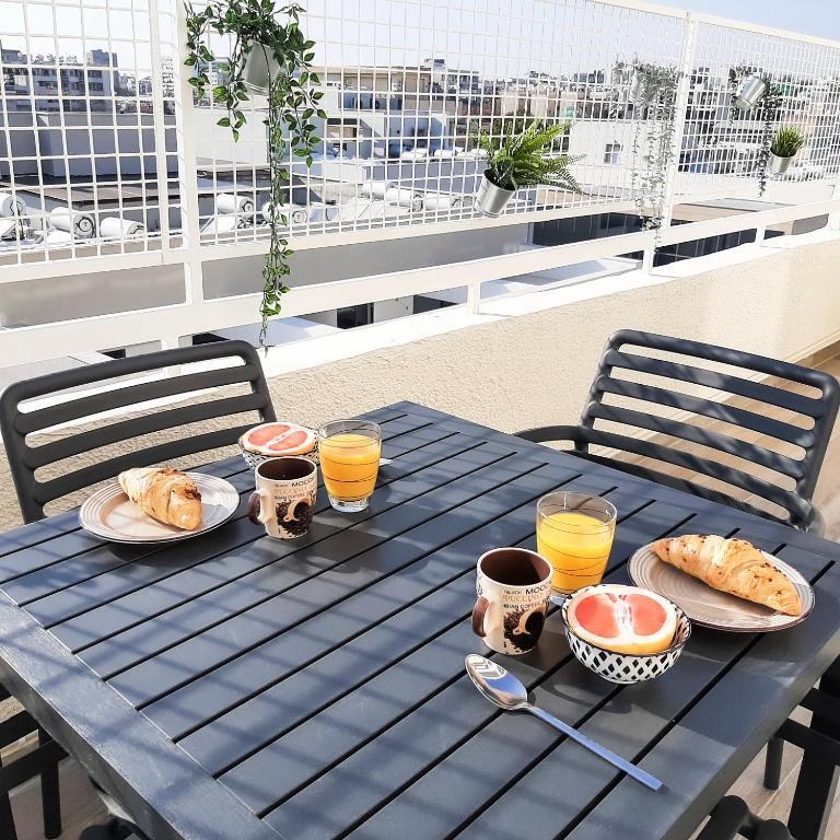 Лимассол: Sea Breeze Central, 2bed