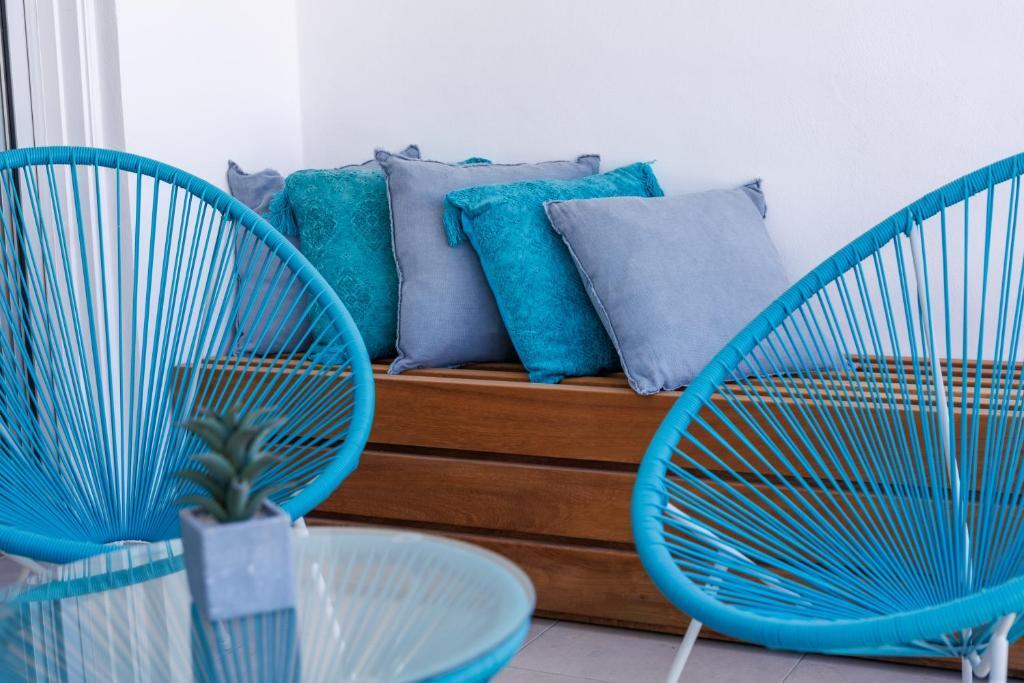 Пафос: 2bed Apartment by the Sea