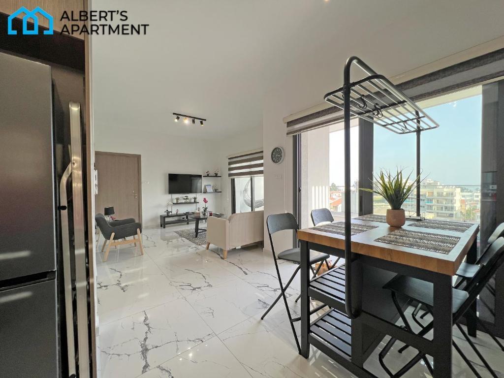 Ларнака: Albert's Apartment KAMARES 401