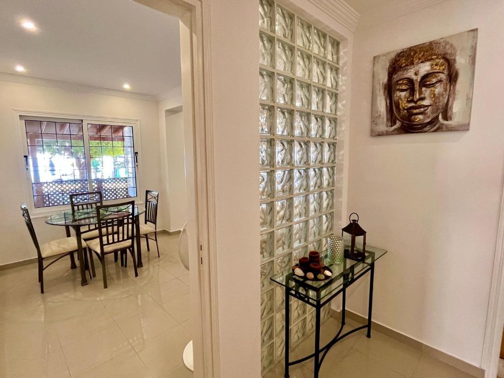 Агиос Тихонас: Dream Beachfront Bungalow