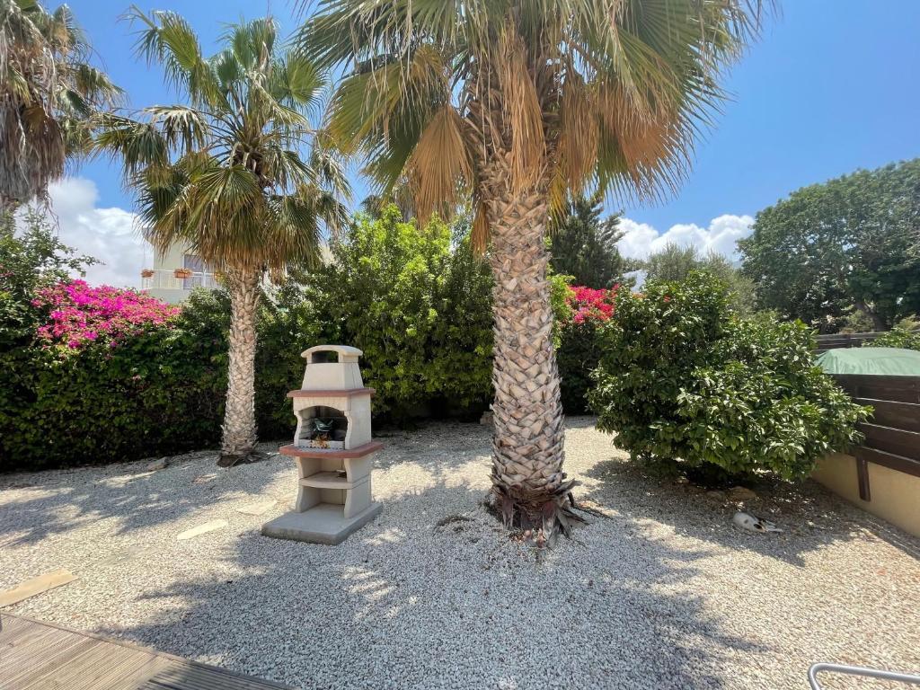 Хлорака: 5* Villa With Private Pool, Sea Views Paphos