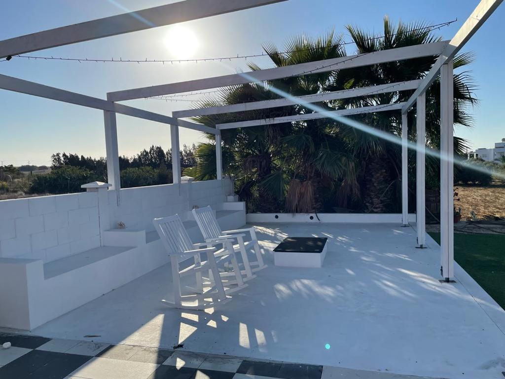 Кити: The Pervoli Studio - Pool - Close To Beach (Adults Only)