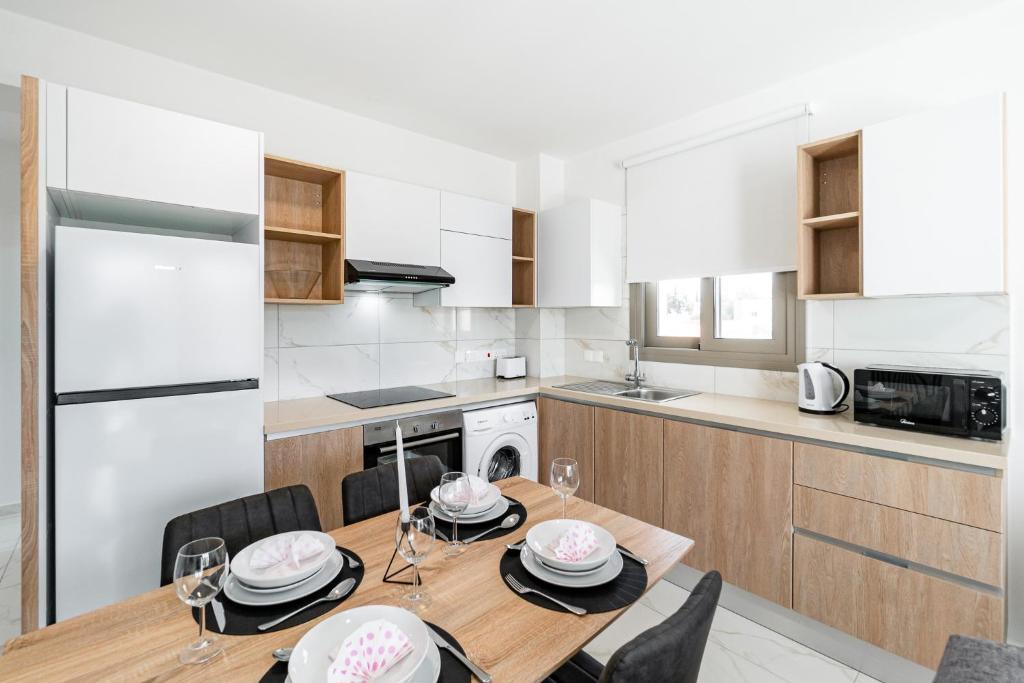 Adolina One Bedroom Apartment 204 by Ezoria — фото 6