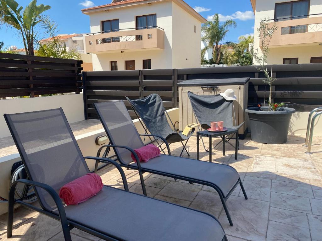 Паралимни: Serena Holiday Villa DPS6