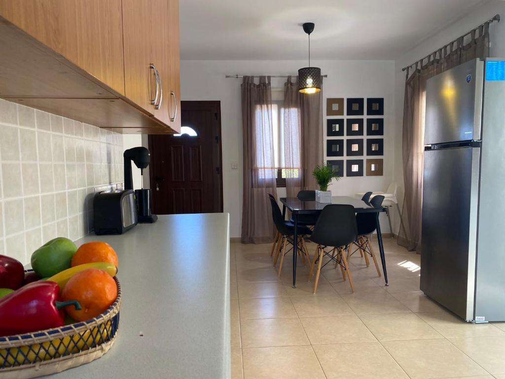 Паралимни: Serena Holiday Villa DPS6