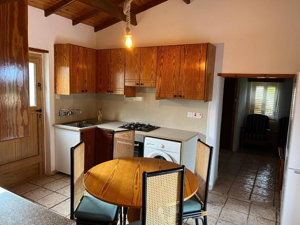 Sea-View Stone House Neo Chorio — фото 2