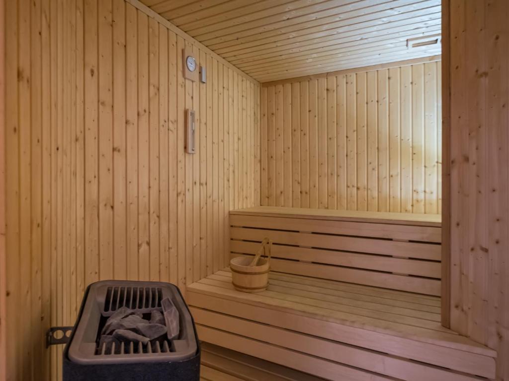 Лимассол: Sanders Aqua Park Resort Precious 3 Bedroom Holiday Home With Shared Pool