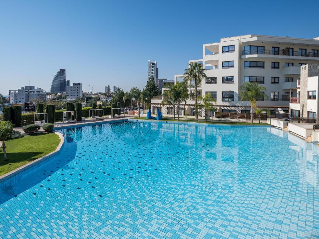 Лимассол: Sanders Aqua Park Resort Precious 3 Bedroom Holiday Home With Shared Pool