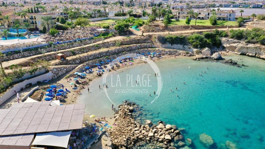Паралимни: Lovely 2 Bedroom Family Apartment w/ Pool